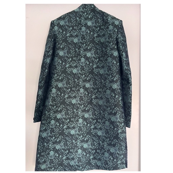 Do not need anymore. Nice blue Manyavar sherawani . - Picture 2 of 9